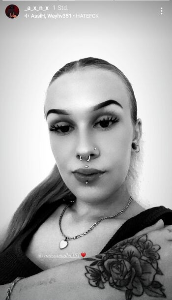 _a_x_n_x