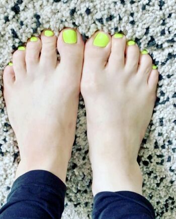 AddictiveAva
