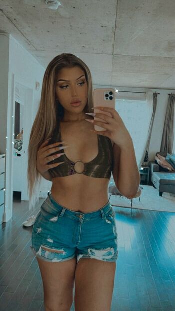 Adea Danielle