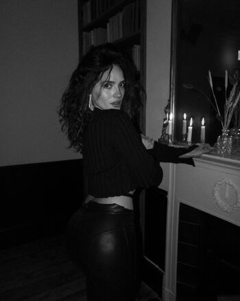 Adria Arjona