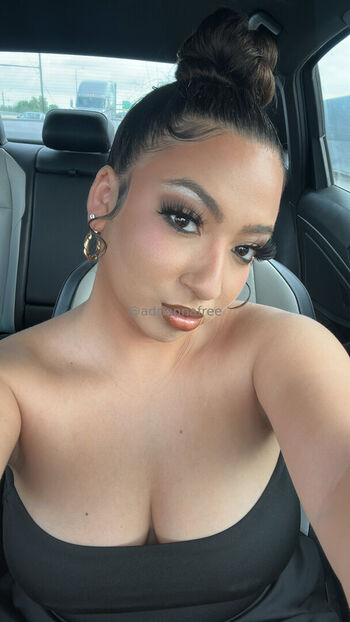 adriannafree