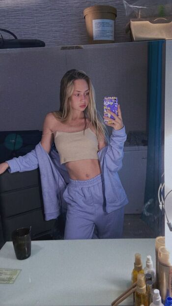 alena_shuvaeva