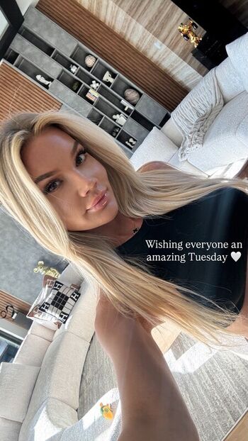 Alexa Collins