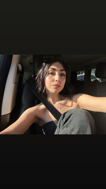 Alexa Mansour