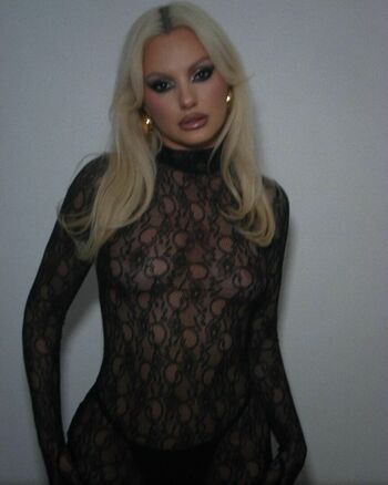 Alexandra Stan