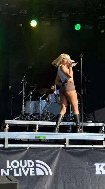 Alexandra Stan