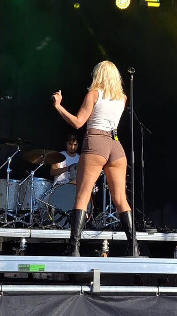 Alexandra Stan