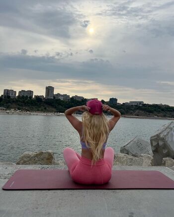 Alexandra Stan