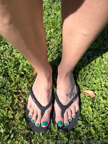 alexisyogafeet