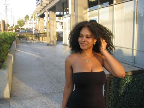 Amara Kioni