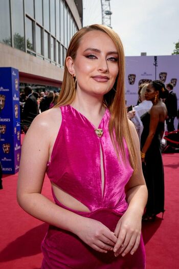 Amelia Dimoldenberg