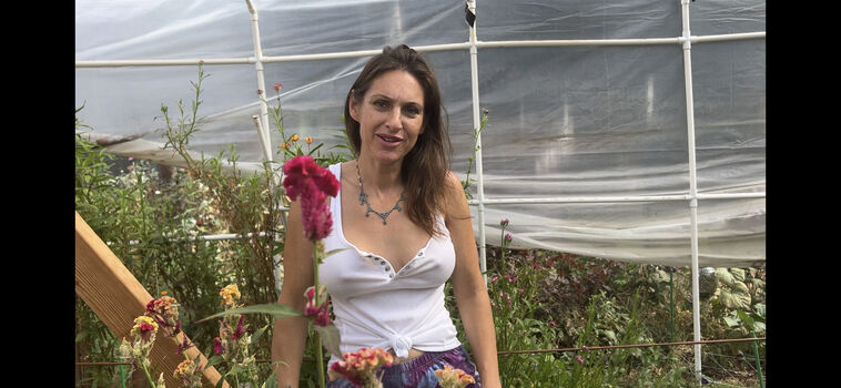 AmericanRootedFlowerFarm
