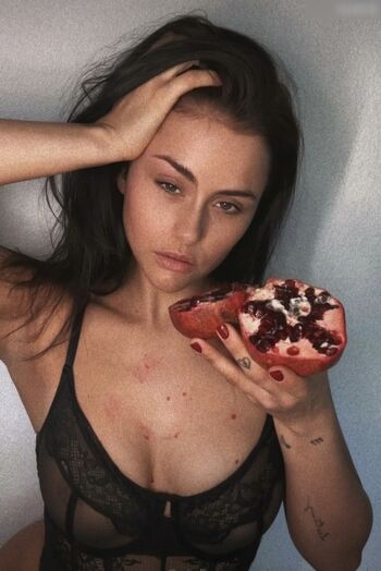 Anna Grey