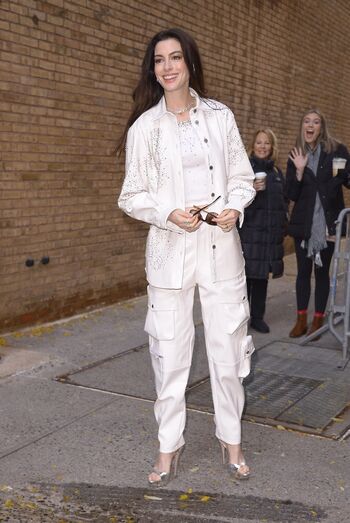 Anne Hathaway