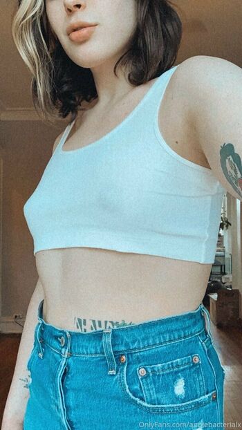 anniebacterialx