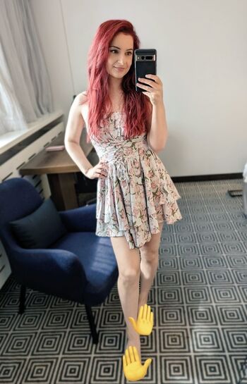 AnnieFuchsia
