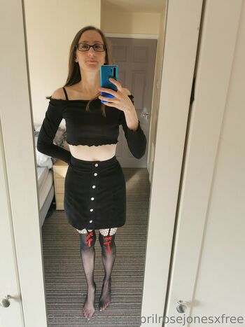 aprilrosejonesxfree