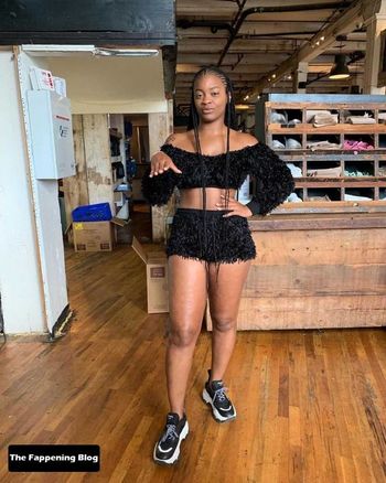 Ari Lennox