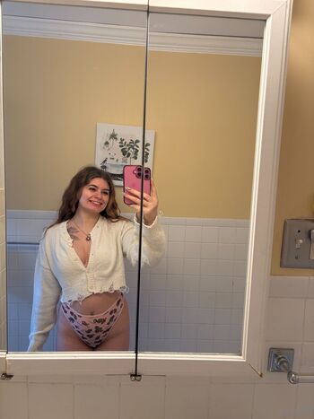 ariaaxoxo