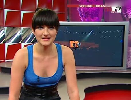 Ariane Alter