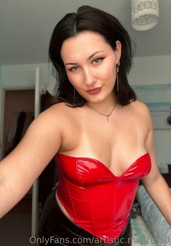 artistic.mistress0