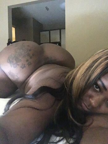ashleythebombshell