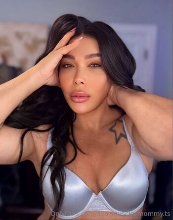 ava_muscle_mommy.ts