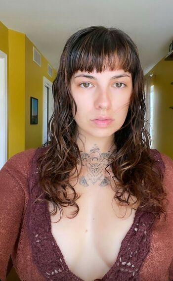 Ava Taylor