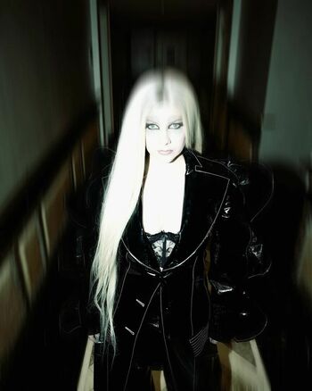 Avril Lavigne