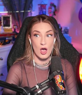BasicWitGirl