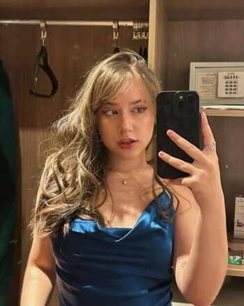 Beatriz Milhomens