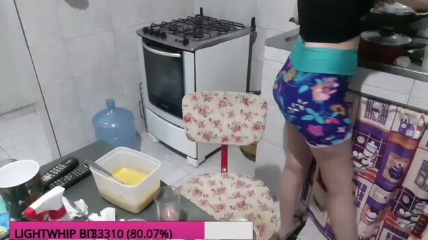 BellaPlays