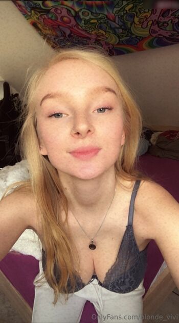 blonde_vivi