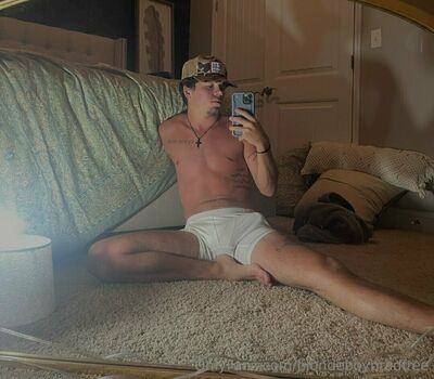 blondeboybradfree