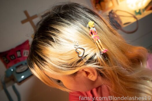 blondelashes19