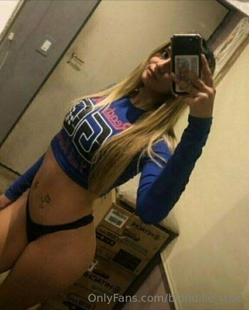 blondiiie_rose