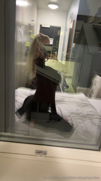 blondyamandas