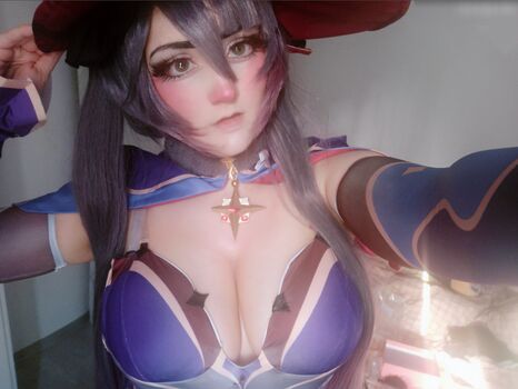 BomBom Cosplay