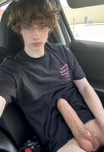 boyfromphub