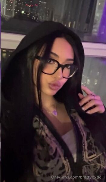 brattyxxdoll