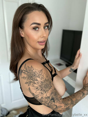 bustybelle_xx