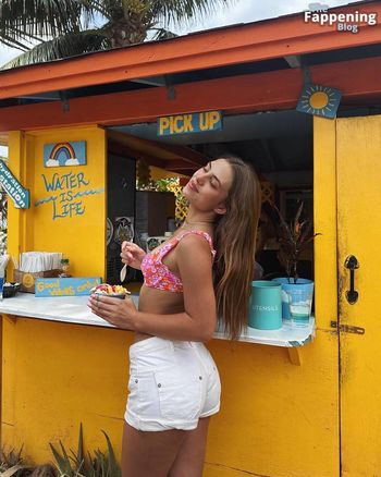 Caitlin Carmichael