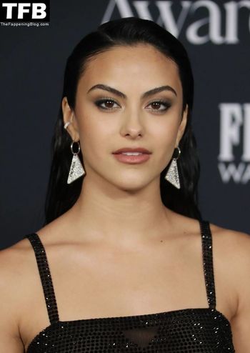 Camila Mendes