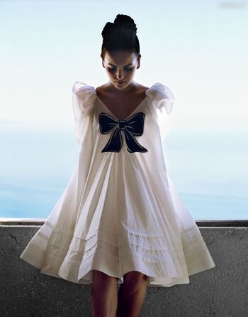 Camilla Belle