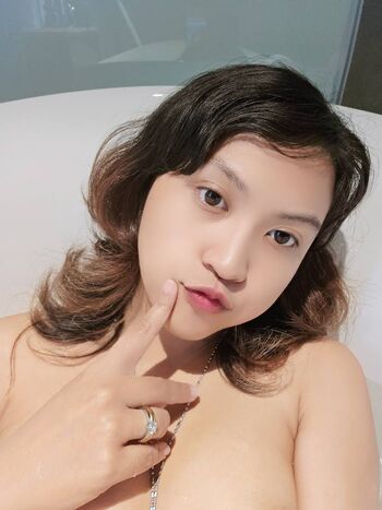 Carleen Ryu