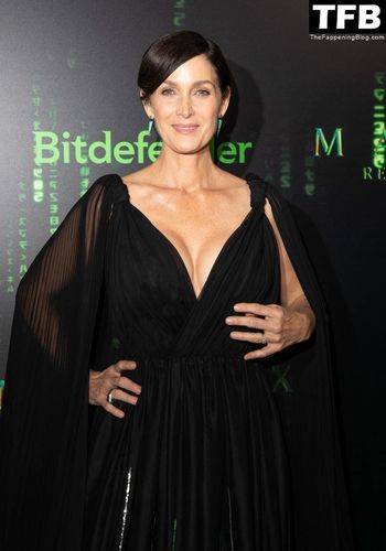 Carrie-Anne Moss
