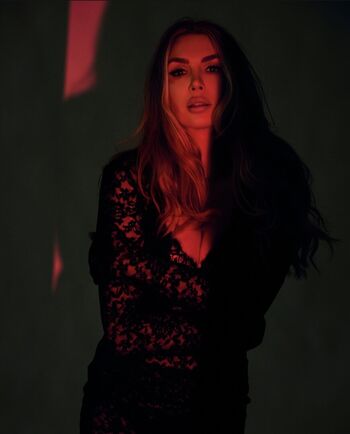 Cassie Lee