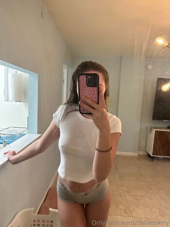 chloebxrry