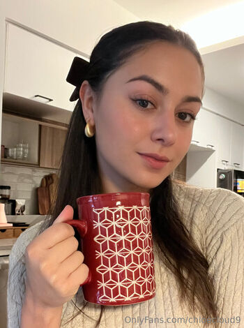 chloecloud9