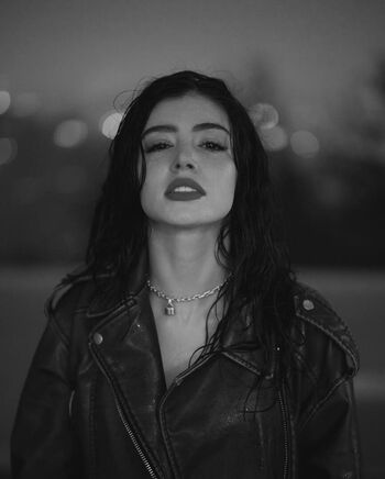 Chrissy Costanza